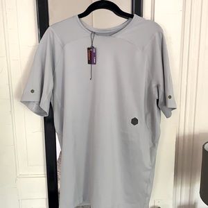 Men’s Under Armour Shirt! (Please read caption)